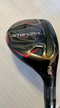Lade das Bild in den Galerie-Viewer, TAYLORMADE STEALTH2 RESCUE 19 Grad, stiff Schaft 180.- statt 299.- Neu & ungespielt