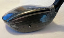 Load image into Gallery viewer, TaylorMade Stealth plus Fairway #3, 15Grad regular Schaft, statt EUR 359.- nur EUR 168.-
